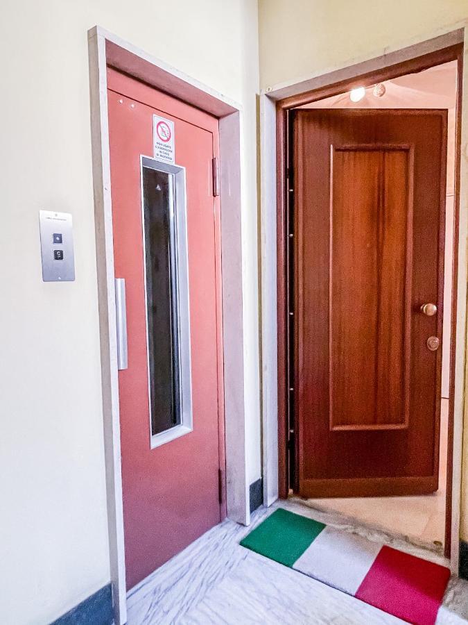Myhouse Inn Traiano - Affitti Brevi Italia Turin Luaran gambar